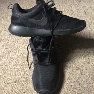 Lightly pre loved roshe